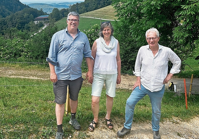Das dreiköpfige Projektleitungsteam des Aufwertungsprojekts Wasserfallen: Lukas Merkelbach, Dorothée Dyck und Hans-Rudolf Sutter (v.l.).	Fotos: M. Degen
