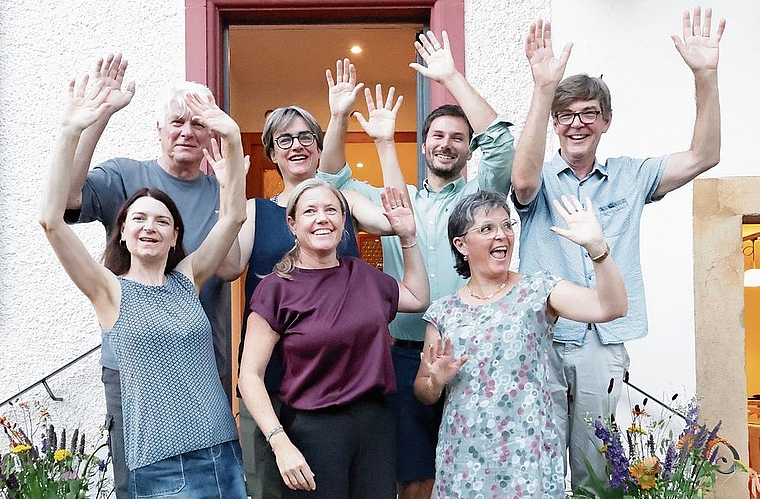 Vorstand des Vereins Erlebnisraum Tafeljura: hinten von links: Thomas Pfister (neu), Barbara Saladin (Geschäftsführerin), Dorian Wernli (neu), Matthias Huber (bisher)vordere Reihe von links: Marianne Schaub (Rücktritt), Florence Brenzikofer (Präs