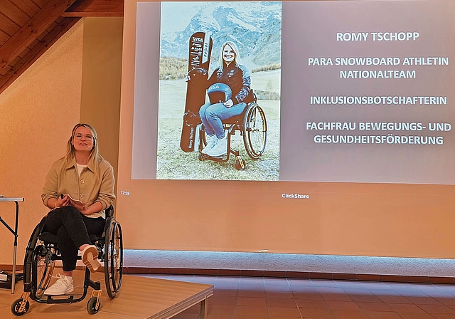 Romy Tschopp, Para-Snowboardern erzählte spannendes aus ihrem Alltag. Foto: U. Roth