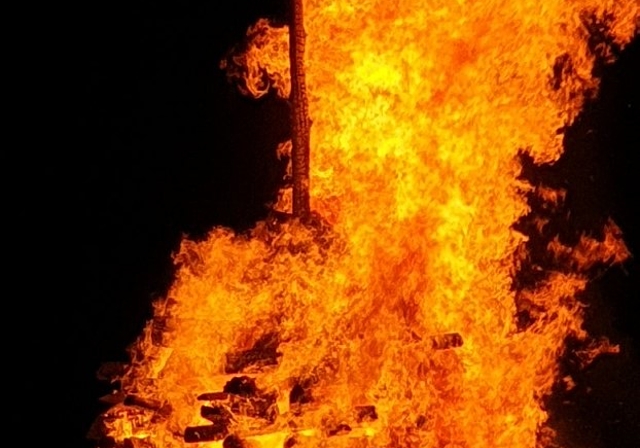 Ramlinsburg mit dem Höhenfeuer im Bundesfestfieber. Foto: S. van Riemsdijk