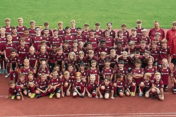 Gruppenfoto des Fussballcamps Sissach 2023.