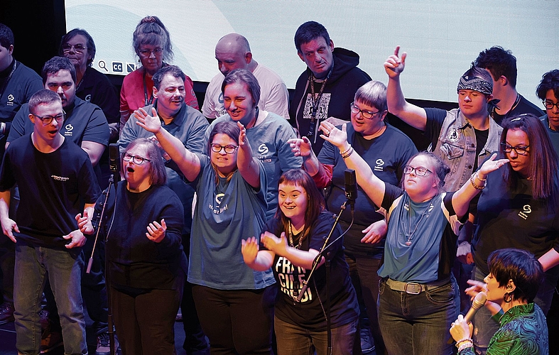 Auf der Bühne wurde sicht- und hörbar, was in der vergangenen Woche alles erarbeitet und geleistet wurde.