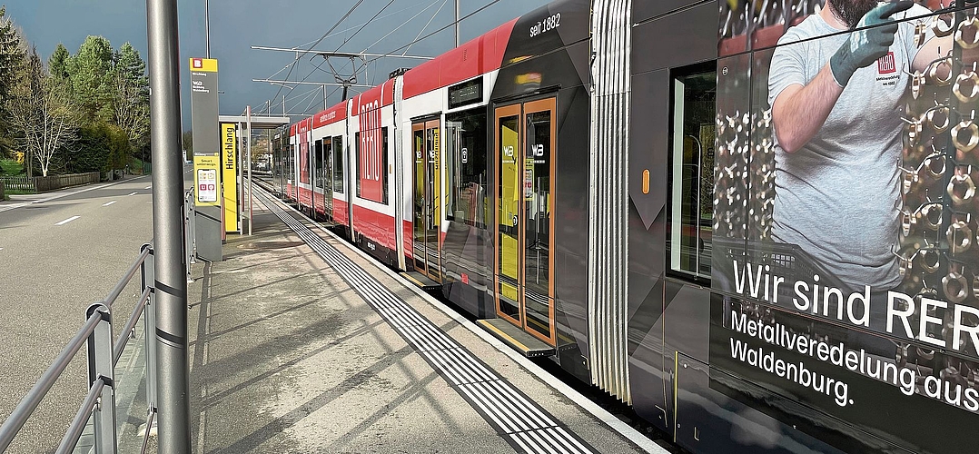 Die neue alte Crèmeschnitte bei ihrer Jungfernfahrt.Fotos: M. Stöcklin