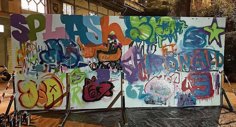 Vor dem Jugendzentrum entstanden Graffiti-Kunstwerke.Fotos: S. Moor Vor dem Jugendzentrum entstanden Graffiti-Kunstwerke.Fotos: S. Moor