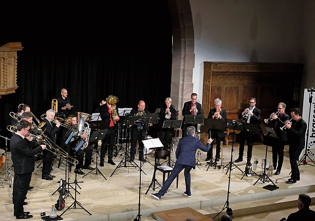 Elegantes Dirigat, Kammermusikalität und symphonischer Klang: «Brasseria».Foto: T. Brunnschweiler