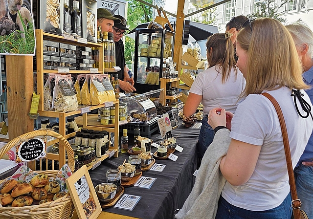 Was soll man nur kaufen ...Fotos: U. Roth