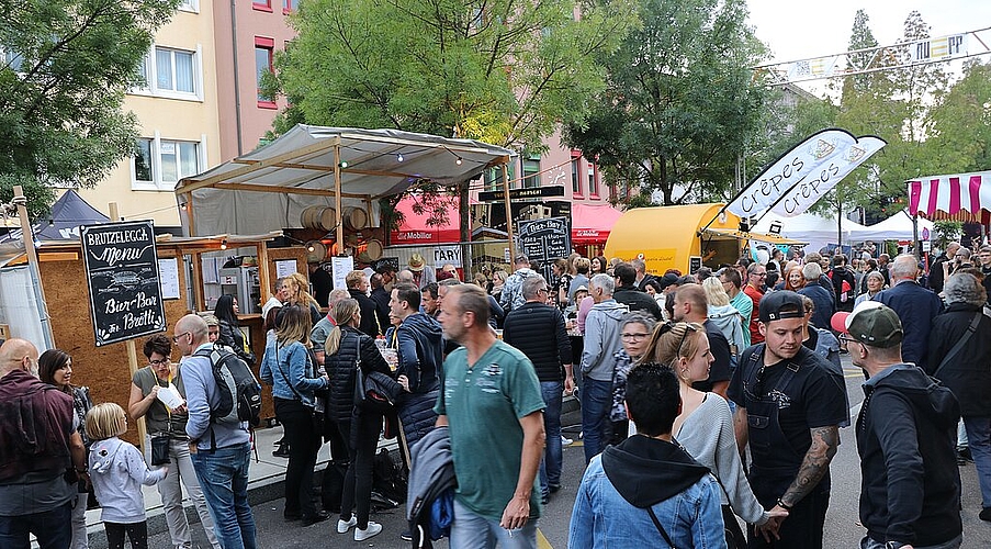 Entspannte Stimmung auf dem Wasserturmplatz.