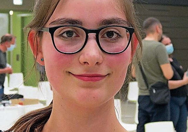 Sina: «Es war sehr interessant. Ich habe so etwas noch nie gemacht, es hat aber extrem Spass gemacht. Es war toll am Anfang der Proben in die verschiedenen Rollen zu schlüpfen, zum Schauen welche Rolle auf einen zugeschnitten ist. Es war neu für m