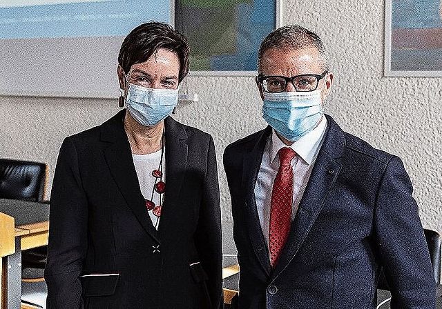 Regierungsrätin Monica Gschwind und Leiter Sportamt Thomas Beugger.
