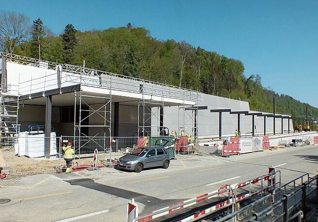 Der Bahnhof Waldenburg sieht schon (fast) wie der fertige Bahnhof aus. Fotos: W. Wenger
