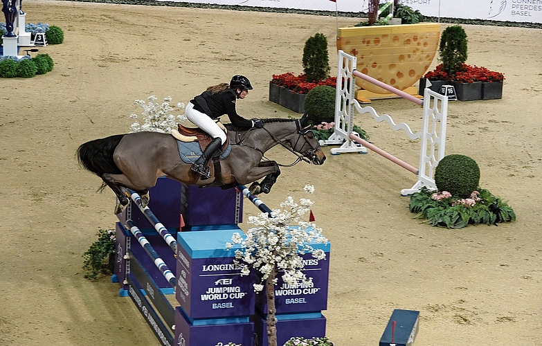 Die Seewerin Barbara Schnieper unterwegs mit Canice. Fotos: U. Handschin Die Seewerin Barbara Schnieper unterwegs mit Canice. Fotos: U. Handschin