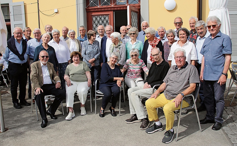 Über 30 ehemalige Gymnasiast/-innen des ersten Baselbieter Maturjahrgangs kamen in Liestal zusammen.Fotos: M. Schaffner Über 30 ehemalige Gymnasiast/-innen des ersten Baselbieter Maturjahrgangs kamen in Liestal zusammen.Fotos: M. Schaffner