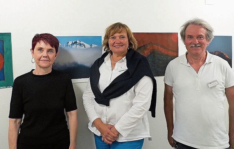 Projektorganisatorin Kitty Schaertlin, CEO Barbara Schunk und Leiter Kunsttherapie Christoph Braendle