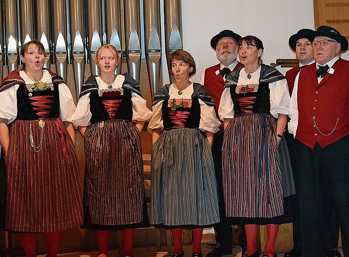 Der Jodlerklub Spitzeflüeli zeigte eine feinfühlige Performance.
