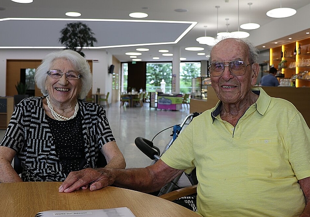 Seit 70Jahren verheiratet: Margreth und Hans Buess.Fotos: M.Schaffner