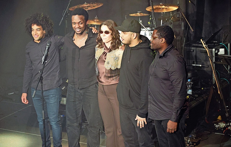 Bernarda Brunović und ihre Band spielten fast drei Stunden. Fotos: B. Eglin