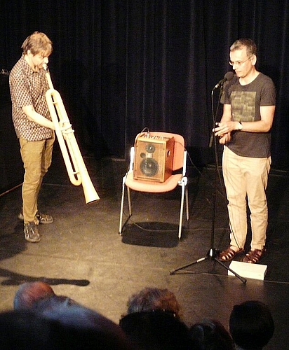 Karin Gensetter (r.) bedankte sich bei einer langen Reihe von Personen.