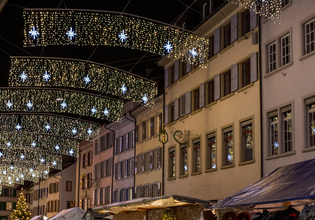 Weihnachtsbeleuchtung im Stedtli Liestal. Foto: M. Herrmann (Ausschnitt: ObZ)