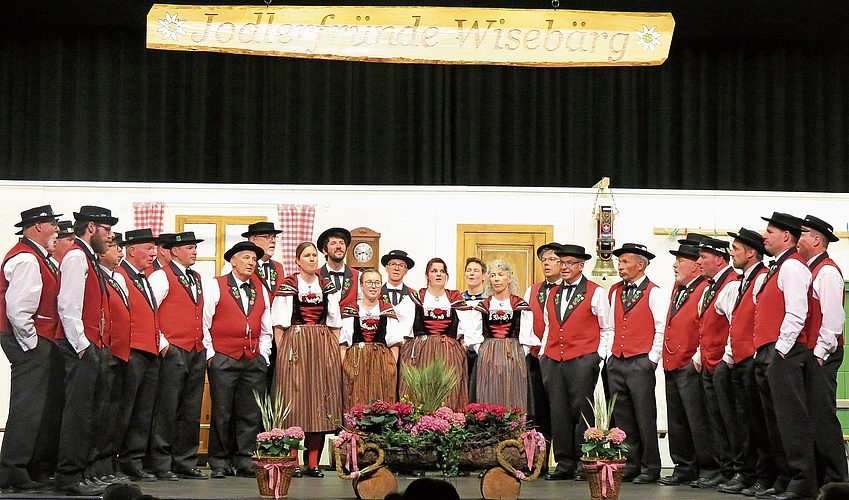 Die Jodlerfründe präsentierten einen Konzertabend mit einem hohen Anspruch an Vokalität.Fotos: S. van Riemsdijk