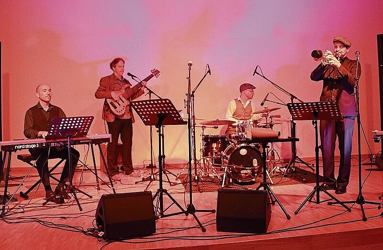 «Le Moulin à Poivre». Auf dem Bild von link: Adrian Schäublin, André Buser, Michael Wipf und Christoph Gisin.Fotos: M. Schaffner
