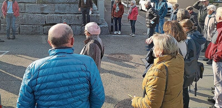 Der kulturelle Rundgang stiess auf grosses Interesse bei der Bevölkerung.