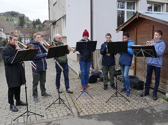 Bläser-Septett der Regionalen Musikschule.
