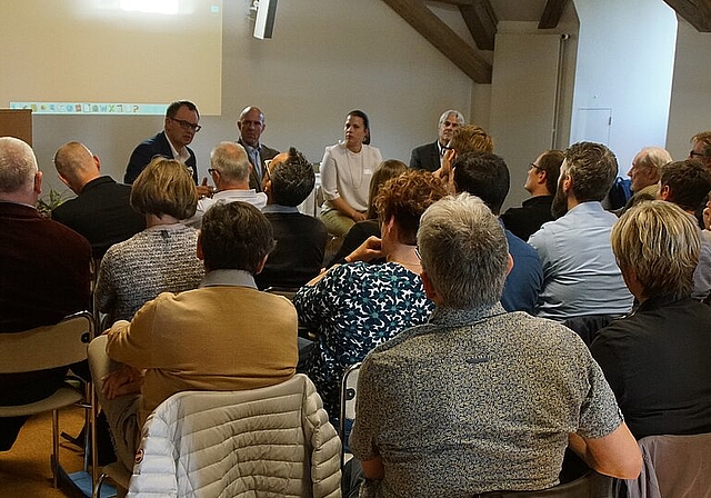 Das Forum für Landmanagement setzte sich mit der Nutzung des Bodens auseinander. Foto: O. Graf