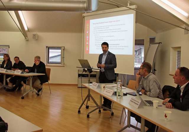 Im Stadtsaal in Liestal wurden die Gemeindeinitiativen vorgestellt.Foto: M. Schaffner