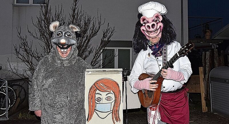 Schnitzelfritz und Stedtliratte brachten viel Freude ins Quartier. Foto: zvg