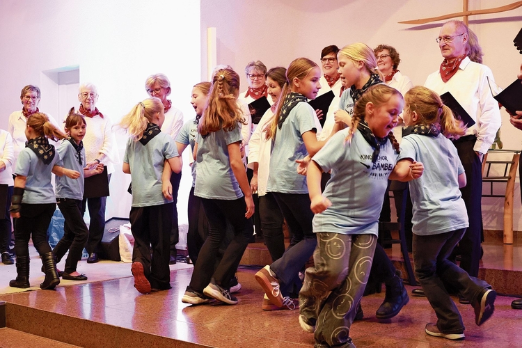 Tanzeinlage des Bennwiler Kinderchors. 