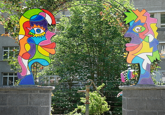 «Head I + II» von Furi Hundt.