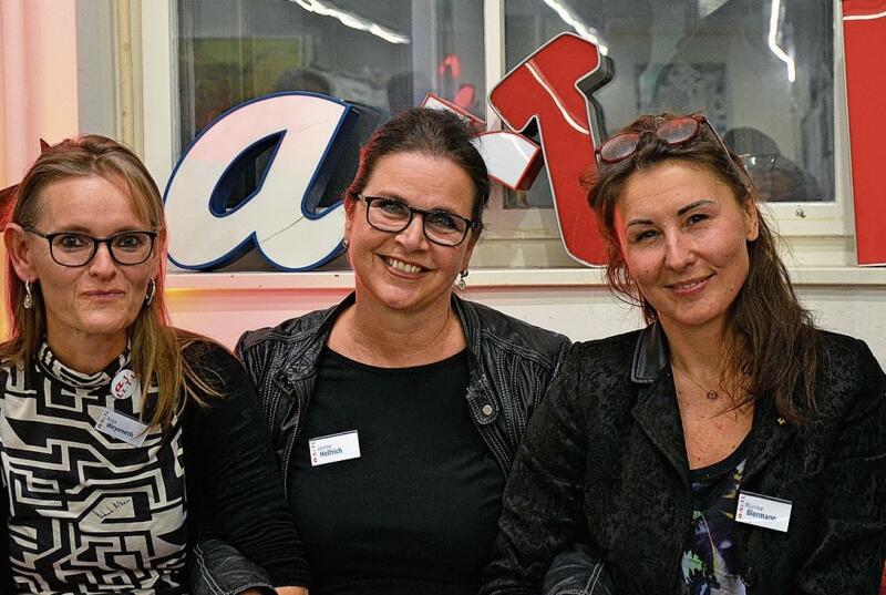Die drei Initiativnehmerinnen Anja Weyeneth, Janine Helfrich und Monika Biermann (v. l.) haben die ArtLiestal ins Leben gerufen.Fotos: S. van Riemsdijk