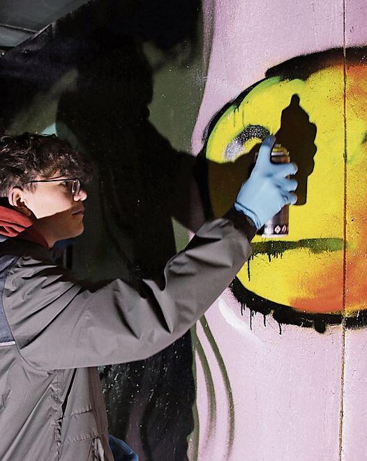 Beliebt: Graffiti-Sprayen beim Jugendzentrum Liestal.