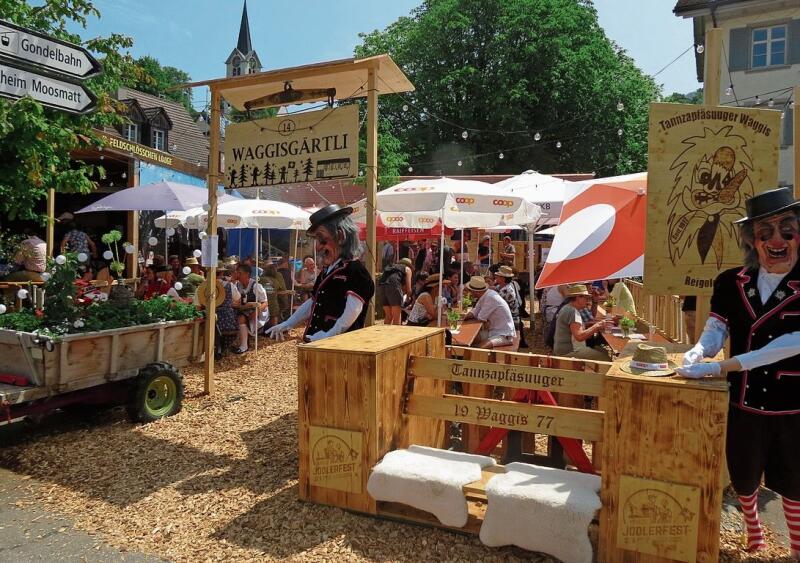 Im Waggisgärtli stand unter anderem Fackelspiess auf der Menüliste.