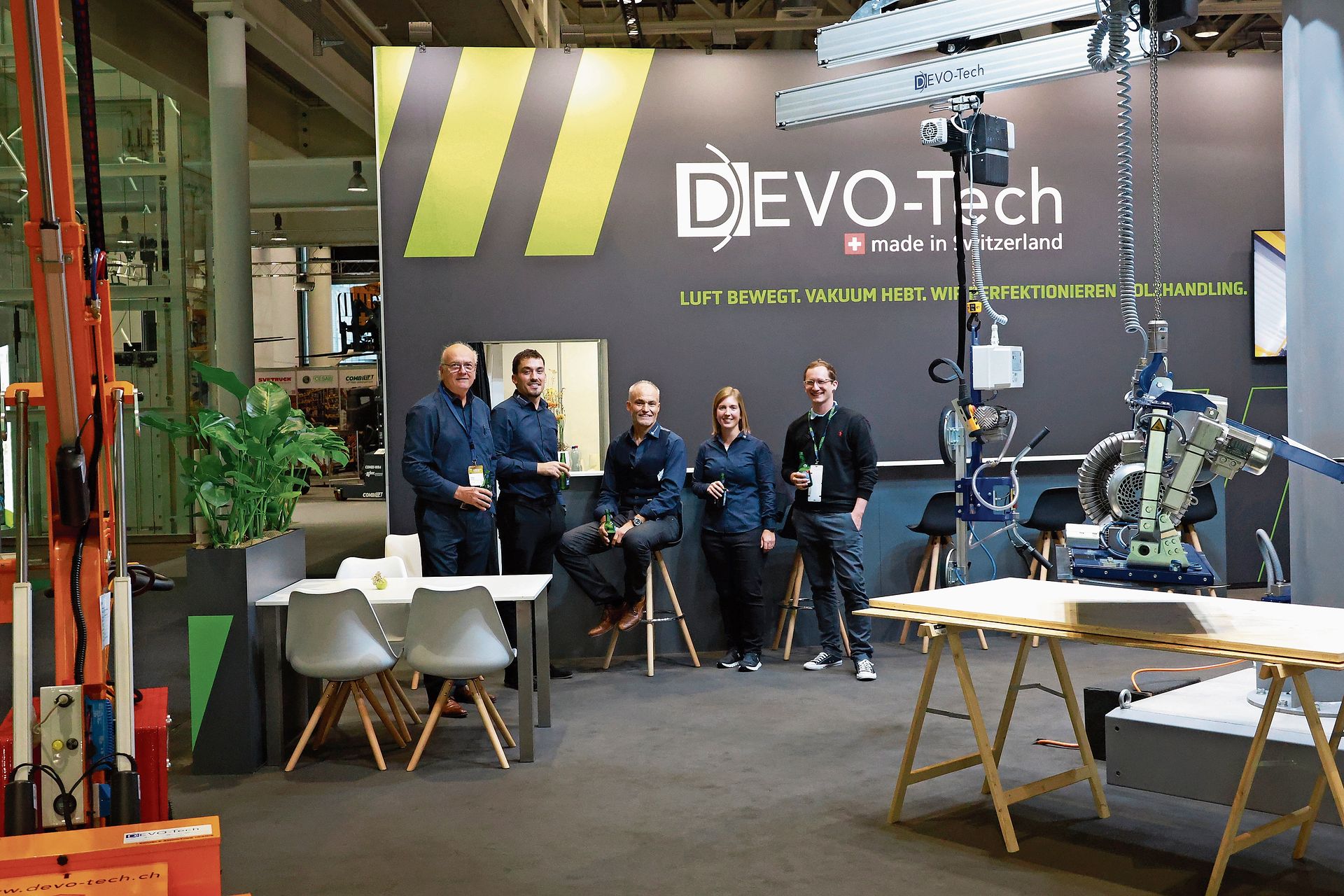 Feierabend bei Devo-Tech.