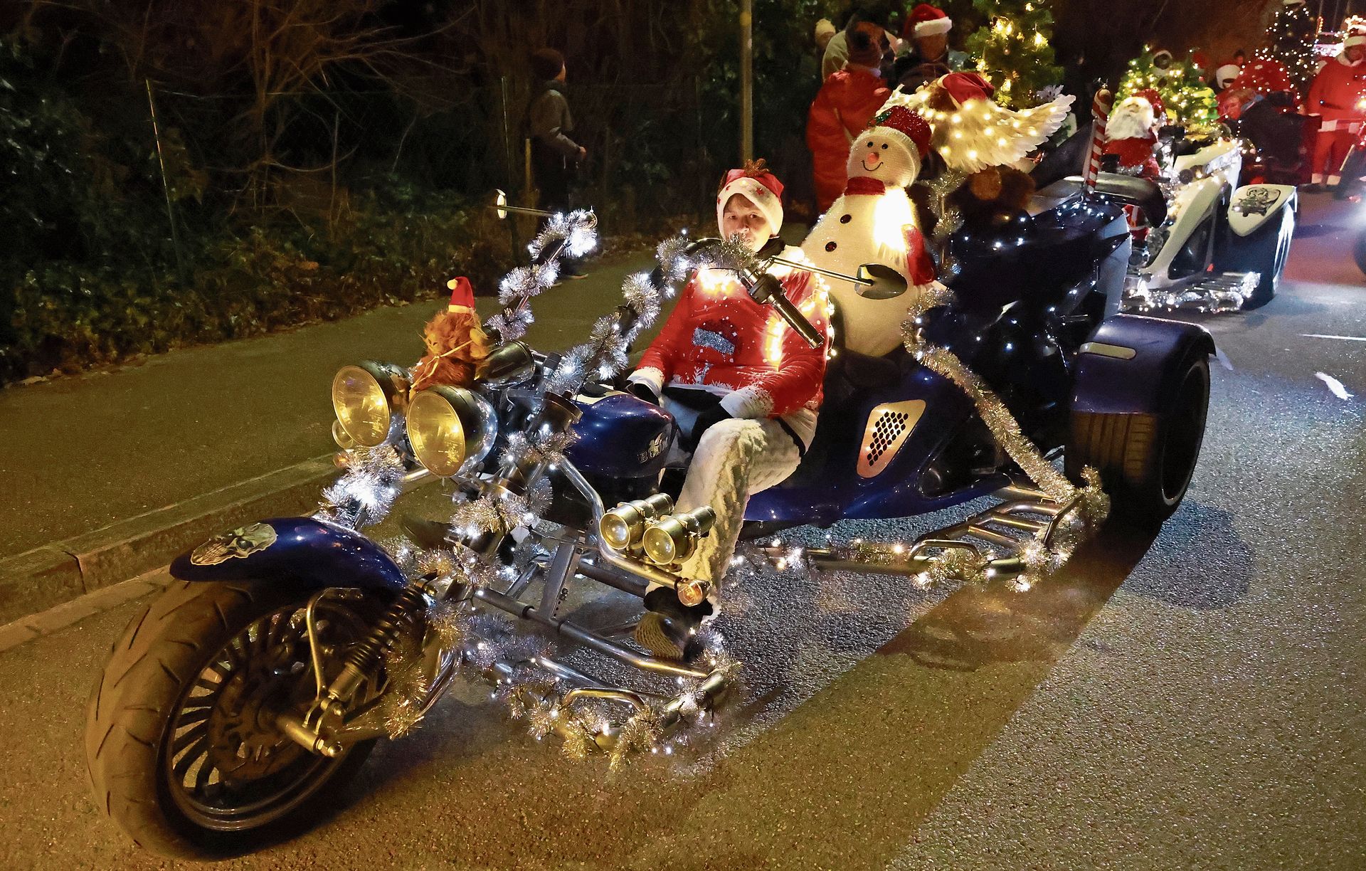 Alle folgen den Trikes. Alle folgen den Trikes.