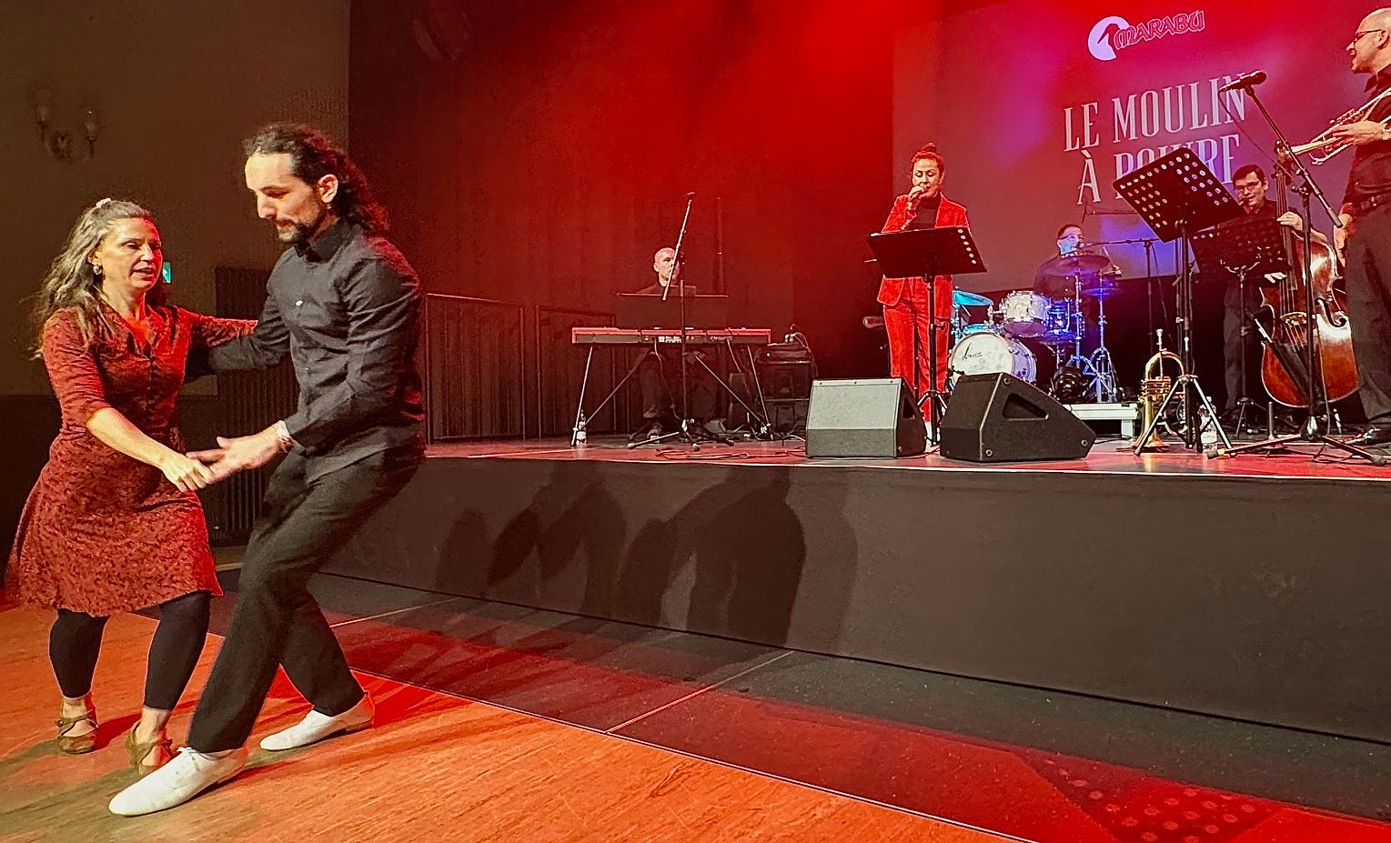 Salsa-Einlage mit Franca Bulloni und Samuel Torres. Fotos: E. Bachmann