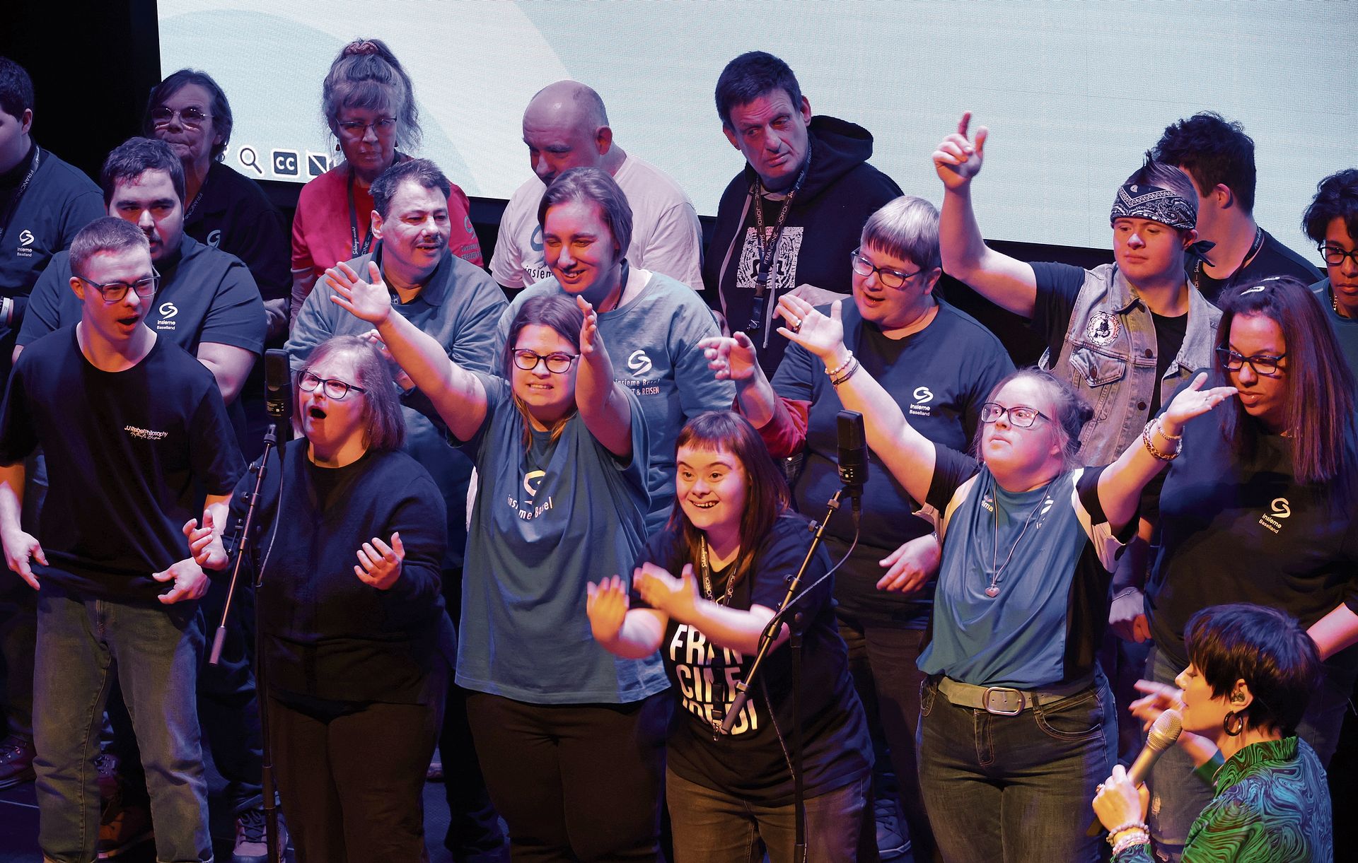 Auf der Bühne wurde sicht- und hörbar, was in der vergangenen Woche alles erarbeitet und geleistet wurde.