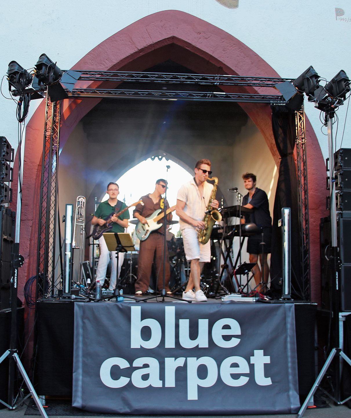Cool und funky: Blue Carpet Cool und funky: Blue Carpet
