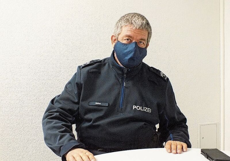 Teamleiter und Feldweibel René Nebel ist der Chef des Polizeipostens.
