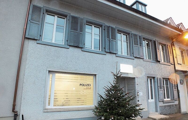 Der neue Polizeiposten ist eine Vorzeige-Dienststelle.Fotos: W. Wenger
