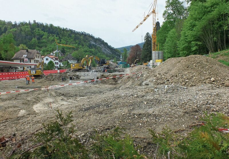 Wo der Waldenburger Bahnhof stand, befindet sich nun eine Baustelle.
