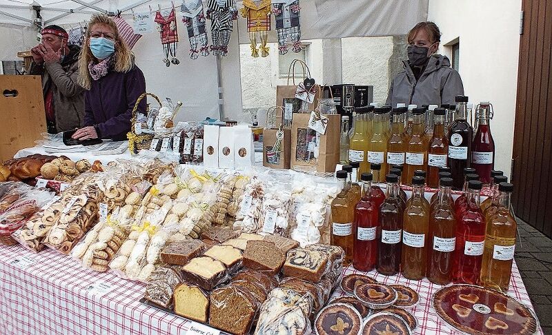 Kuchen, Cakes oder Änisbrötli gehörten am Frühlingsmarkt vielfach zum «Standardangebot».
