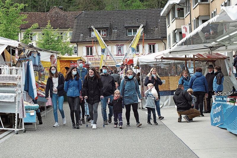 Der Besucherandrang im Zentrum von Reigoldswil war ordentlich, mehr aber nicht. Aber: Geschätzt wurde der Traditionsanlass bei Sonne, Wind und Regen trotzdem.