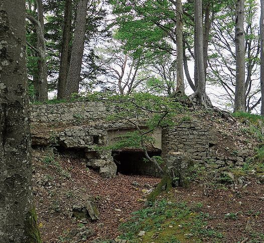 Artillerie-Munitionsunterstand.
