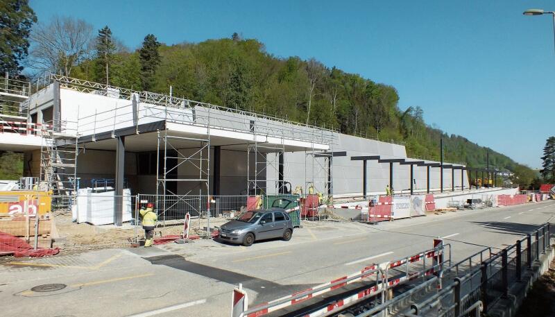 Der Bahnhof Waldenburg sieht schon (fast) wie der fertige Bahnhof aus. Fotos: W. Wenger
