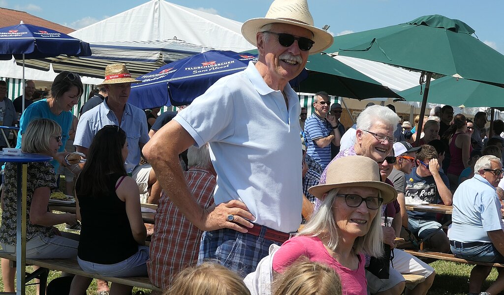 Auch die Prominenz, George und Marianne Vogler, Sponsoren des Balimpex-Cups, freuten sich über diesen Anlass.
